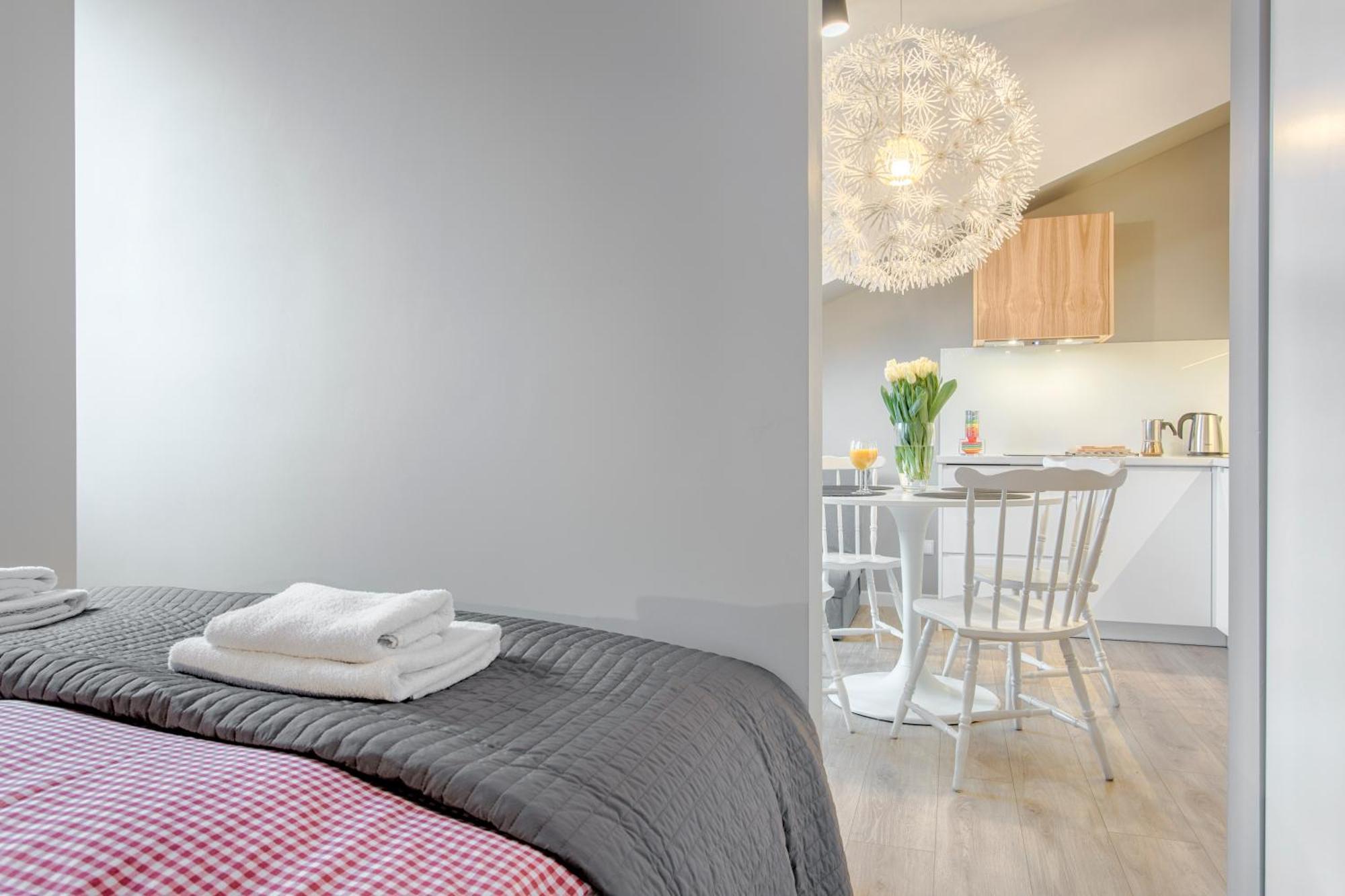 Tyzenhauz Apartments Arianska Street Cracovie Extérieur photo